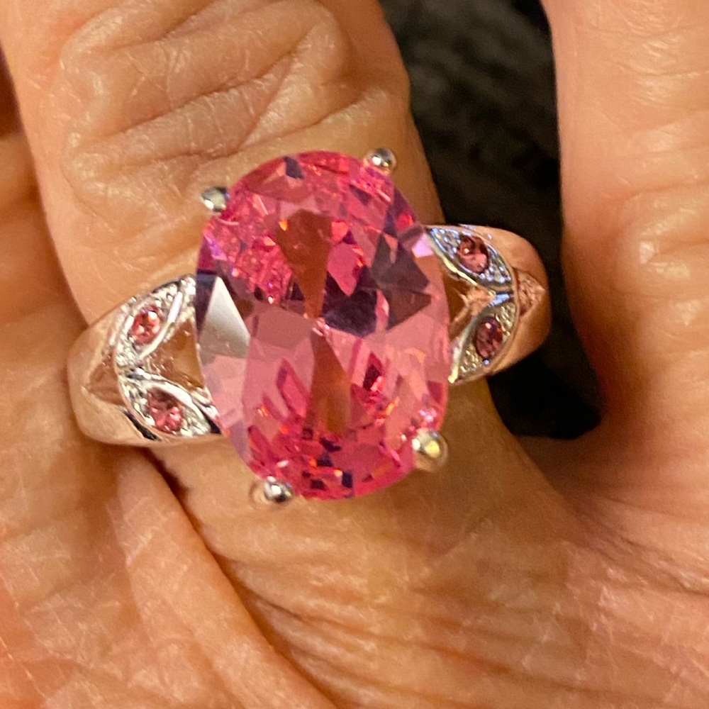 Pink Oval Synthetic Cubic Zirconium Ring - Elegant Silver-Style Setting